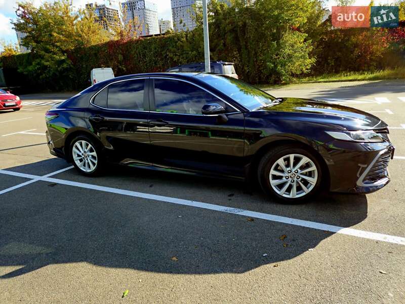 Седан Toyota Camry 2021 в Киеве фото 6 Седан Toyota Camry 2021 в Киеве