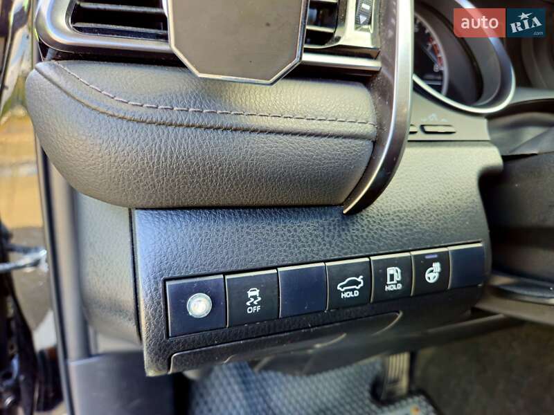 Седан Toyota Camry 2021 в Киеве фото 10 Седан Toyota Camry 2021 в Киеве