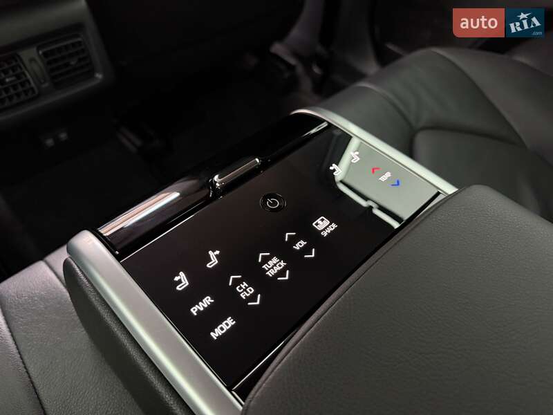 Седан Toyota Camry 2020 в Кропивницком