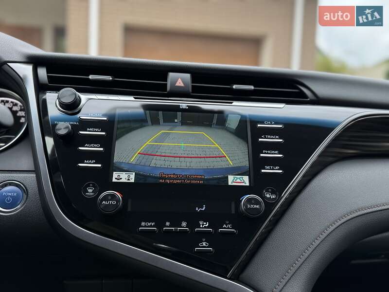 Седан Toyota Camry 2020 в Кропивницком