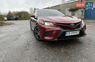 Седан Toyota Camry 2018 в Сумах