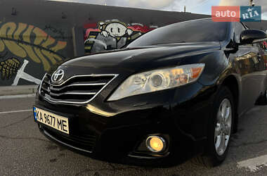 Седан Toyota Camry 2011 в 