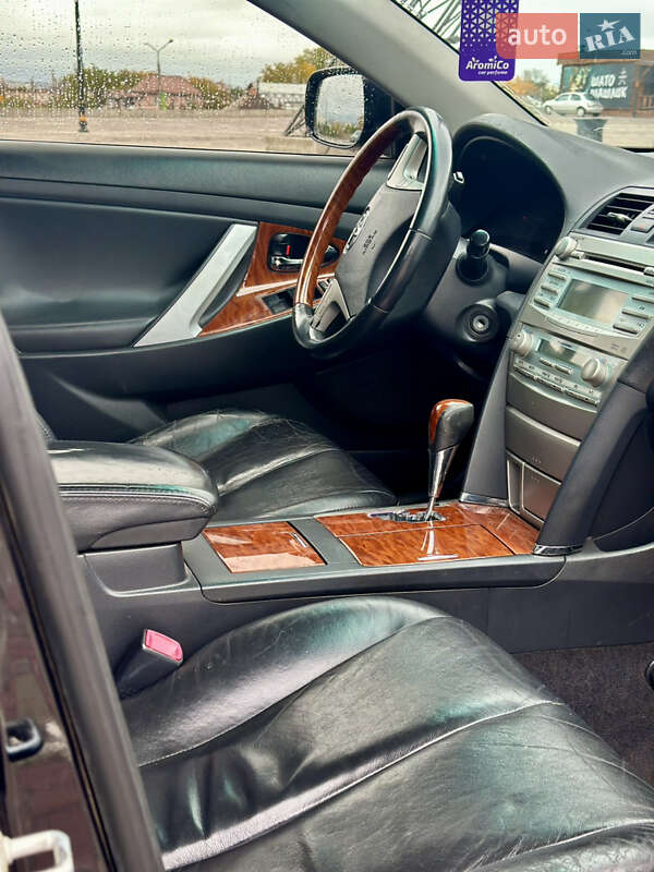 Седан Toyota Camry 2008 в Харькове
