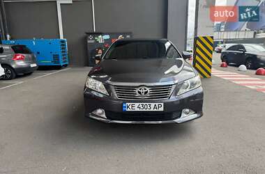 Седан Toyota Camry 2013 в 