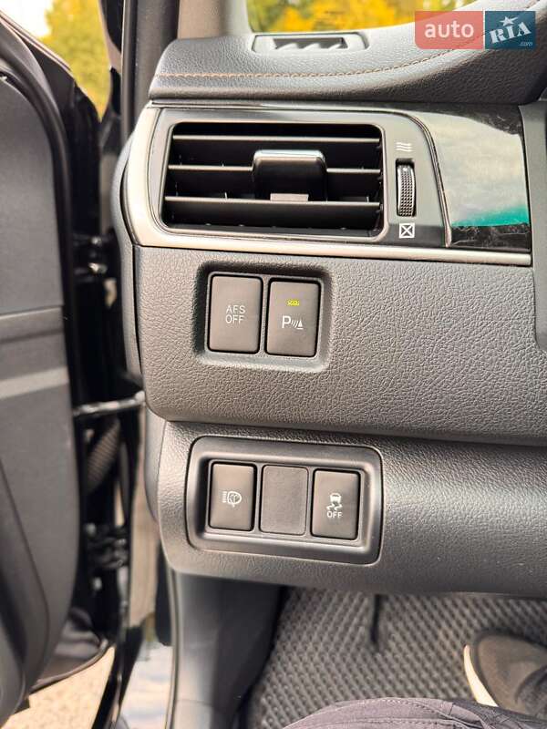 Седан Toyota Camry 2016 в Днепре фото 12 Седан Toyota Camry 2016 в Днепре