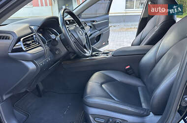 Седан Toyota Camry 2020 в 