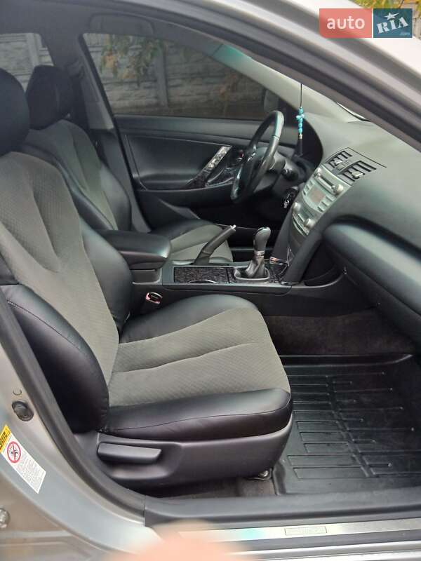 Седан Toyota Camry 2007 в Белгороде-Днестровском