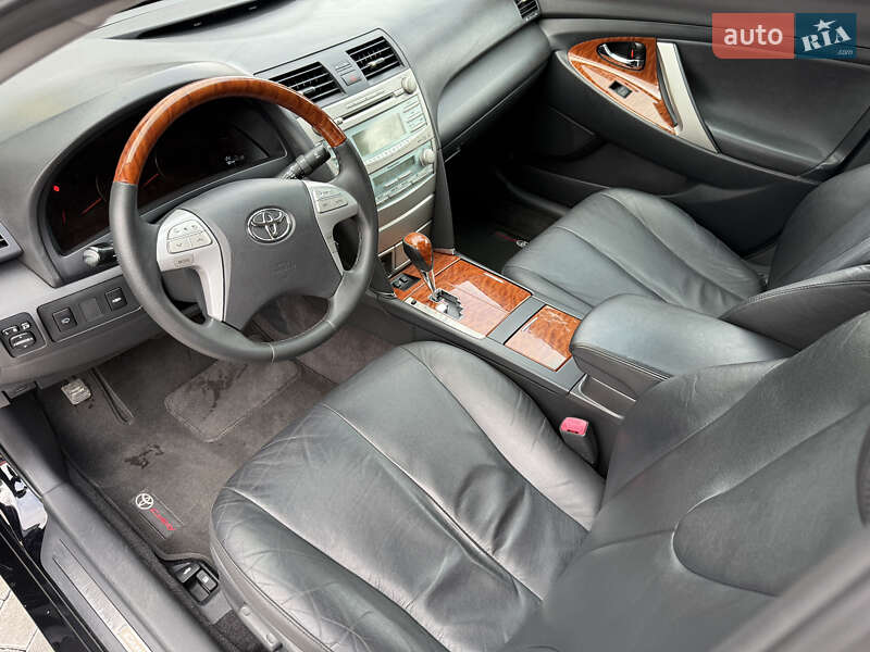 Седан Toyota Camry 2008 в Кременце фото 35 Седан Toyota Camry 2008 в Кременце