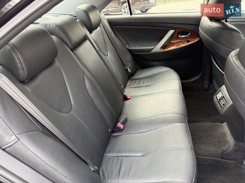 Седан Toyota Camry 2008 в Кременце фото 47 Седан Toyota Camry 2008 в Кременце