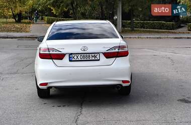 Седан Toyota Camry 2015 в 