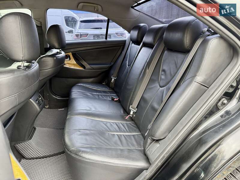 Седан Toyota Camry 2006 в Харкові