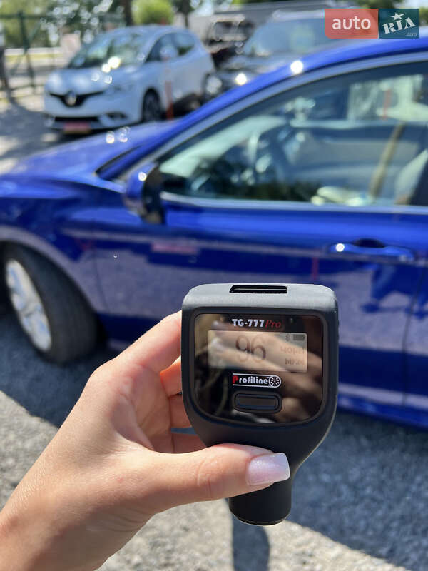 Седан Toyota Camry 2017 в Умані