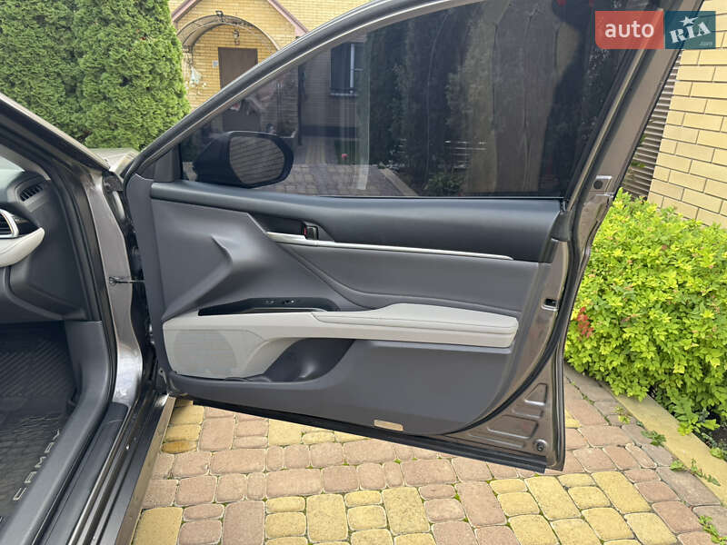 Седан Toyota Camry 2017 в Харькове фото 27 Седан Toyota Camry 2017 в Харькове