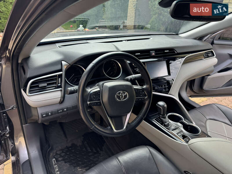 Седан Toyota Camry 2017 в Харькове фото 30 Седан Toyota Camry 2017 в Харькове