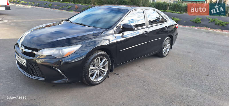 Седан Toyota Camry 2017 в Киеве фото 5 Седан Toyota Camry 2017 в Киеве