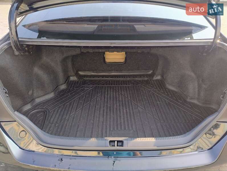 Седан Toyota Camry 2012 в Луцке фото 23 Седан Toyota Camry 2012 в Луцке