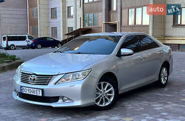 Седан Toyota Camry 2011 в 