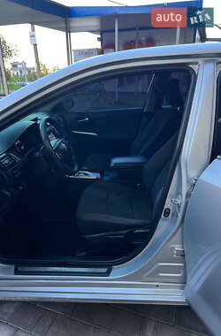 Седан Toyota Camry 2011 в 