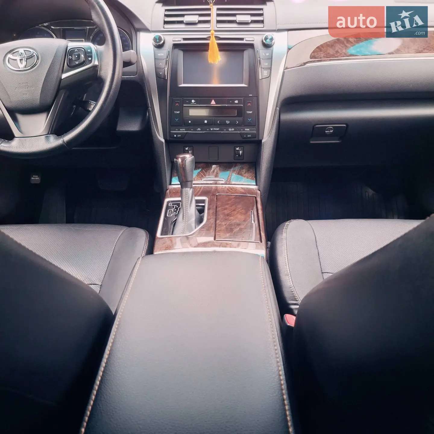 2017 Toyota Camry - мініатюра 13