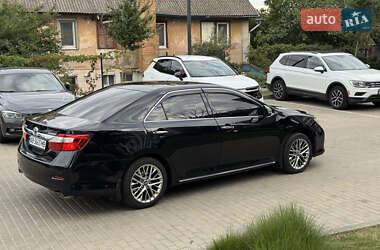 Седан Toyota Camry 2012 в 