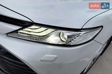 Седан Toyota Camry 2018 в 
