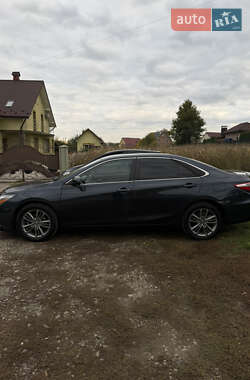 Седан Toyota Camry 2017 в 