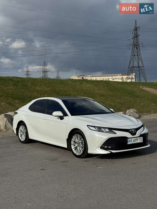 Седан Toyota Camry 2020 в Днепре фото 5 Седан Toyota Camry 2020 в Днепре