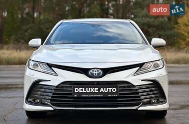 Седан Toyota Camry 2021 в Киеве