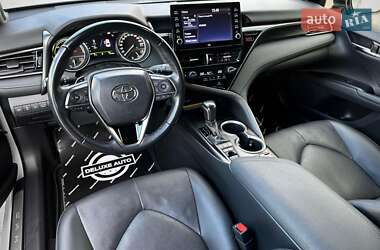 Седан Toyota Camry 2021 в 