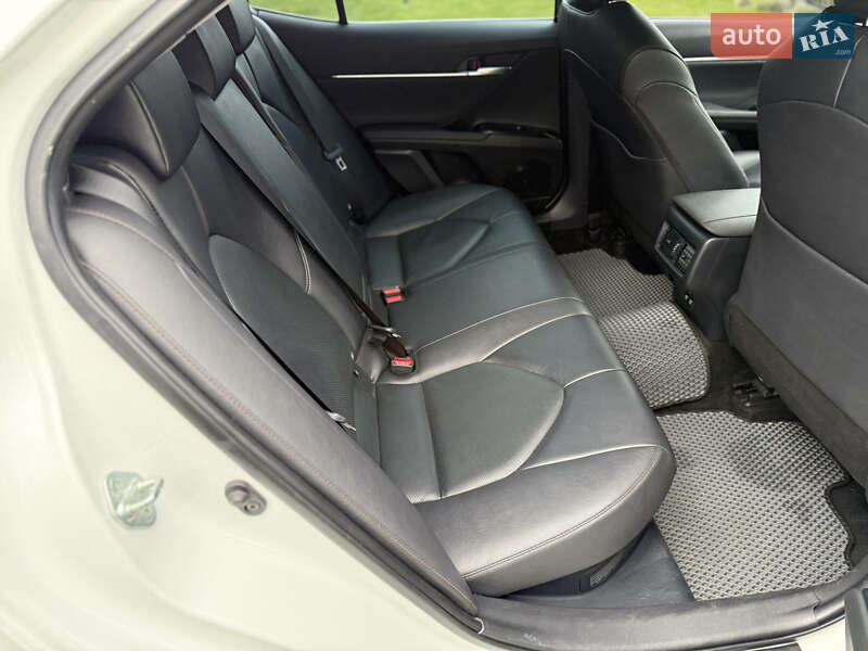 Седан Toyota Camry 2020 в Дніпрі фото 10 Седан Toyota Camry 2020 в Дніпрі