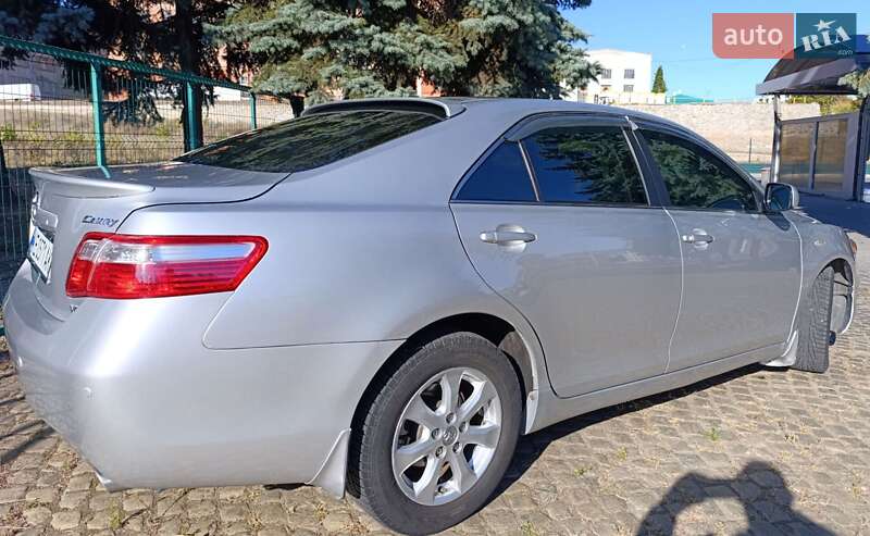Седан Toyota Camry 2008 в Кропивницком