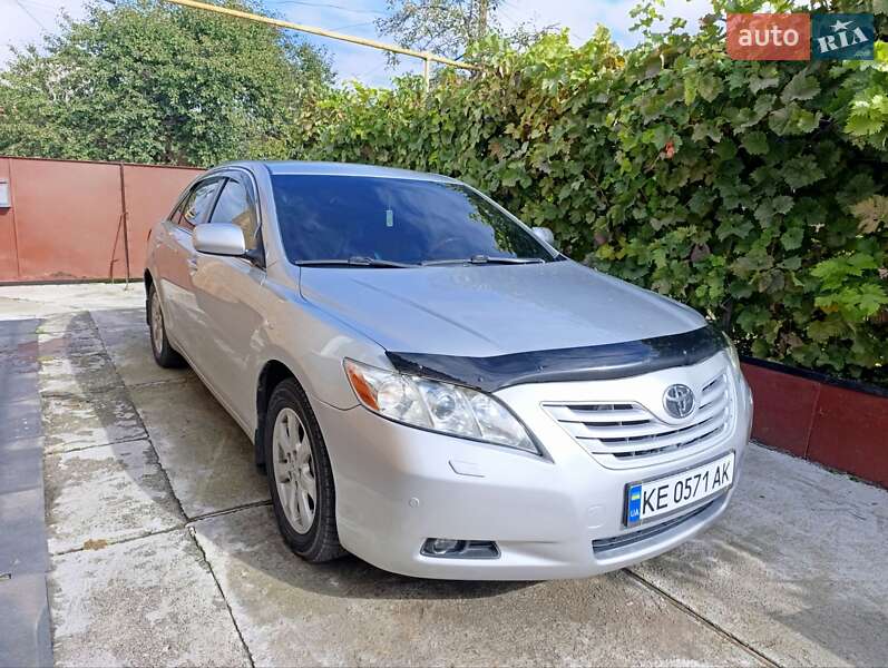 Седан Toyota Camry 2008 в Кропивницком