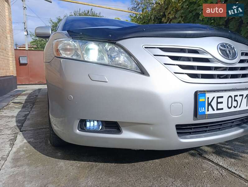 Седан Toyota Camry 2008 в Кропивницком
