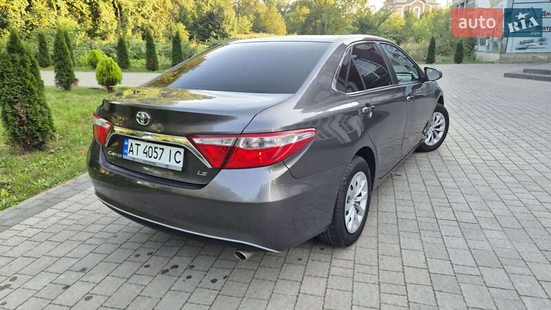 Седан Toyota Camry 2016 в Львові