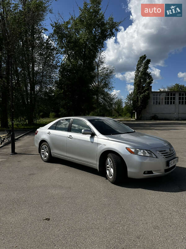 Седан Toyota Camry 2008 в Кривому Розі
