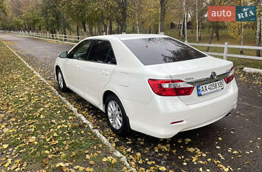 Седан Toyota Camry 2011 в 