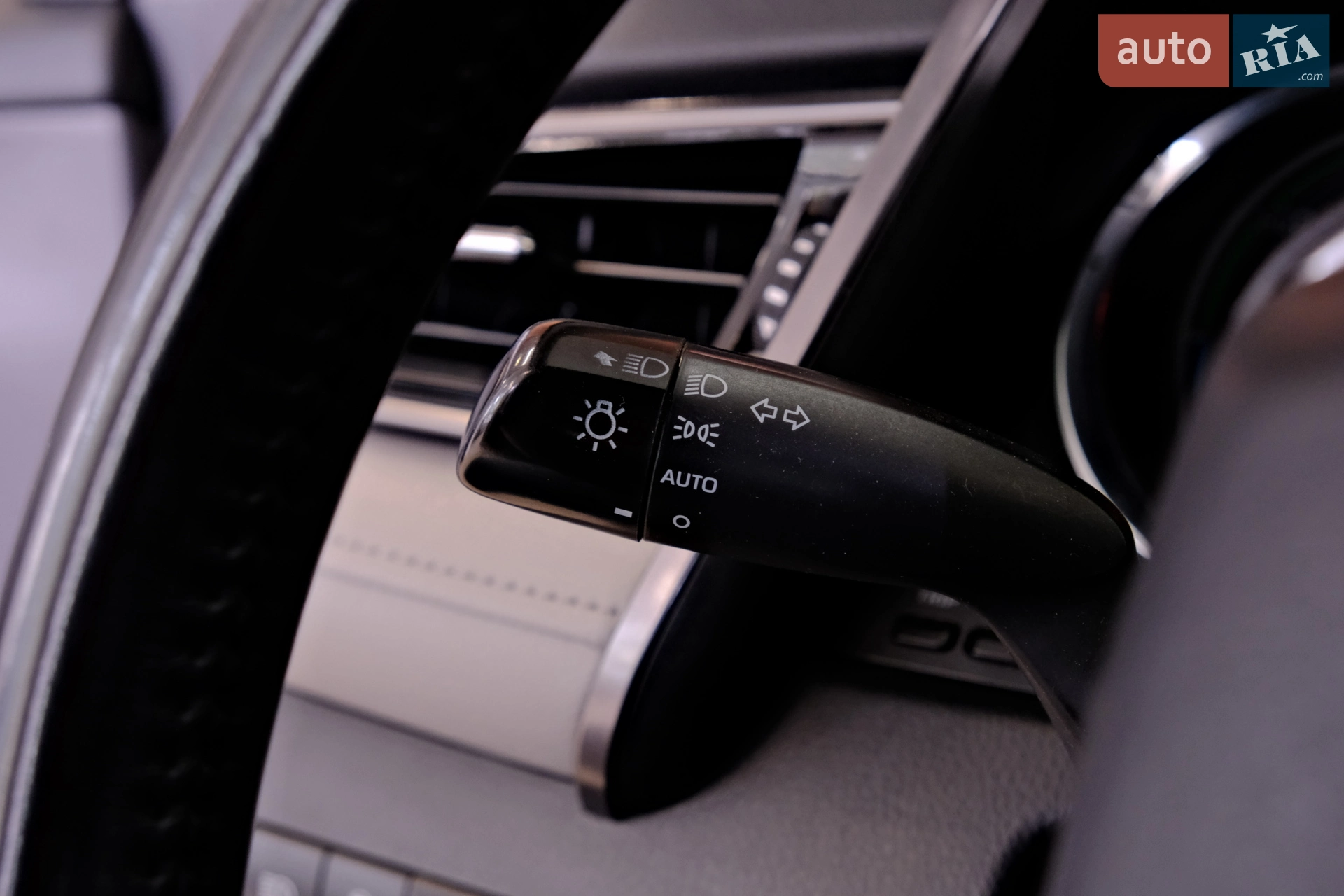 2019 Toyota Camry - мініатюра 24