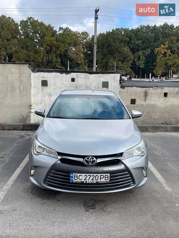 Седан Toyota Camry 2014 в Львове