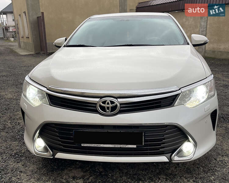 Седан Toyota Camry 2015 в Одессе
