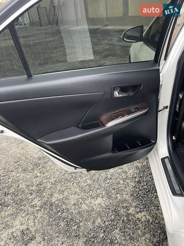 Седан Toyota Camry 2015 в Одессе