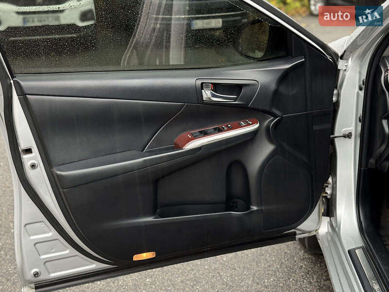 Седан Toyota Camry 2012 в Киеве фото 19 Седан Toyota Camry 2012 в Киеве