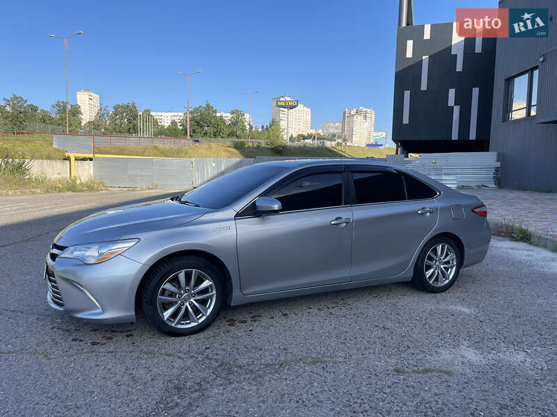 Седан Toyota Camry 2015 в Харькове