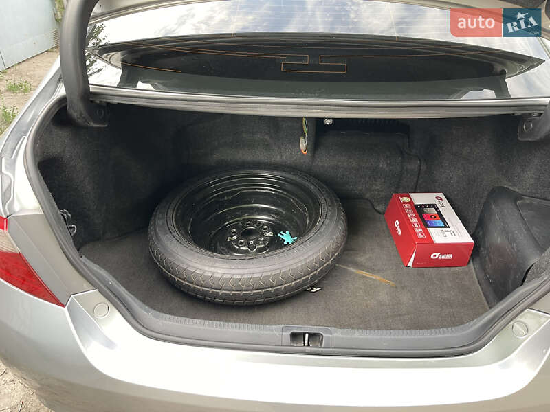 Седан Toyota Camry 2015 в Харькове