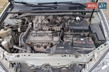 Седан Toyota Camry 2001 в 