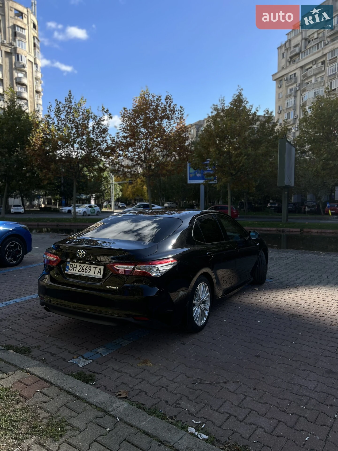 2020 Toyota Camry - мініатюра 6