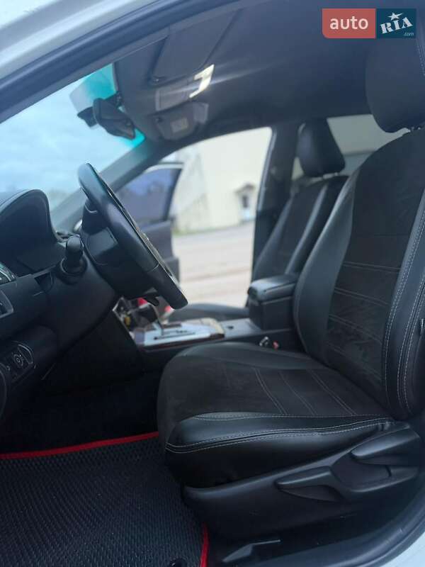 Седан Toyota Camry 2012 в Харькове фото 3 Седан Toyota Camry 2012 в Харькове