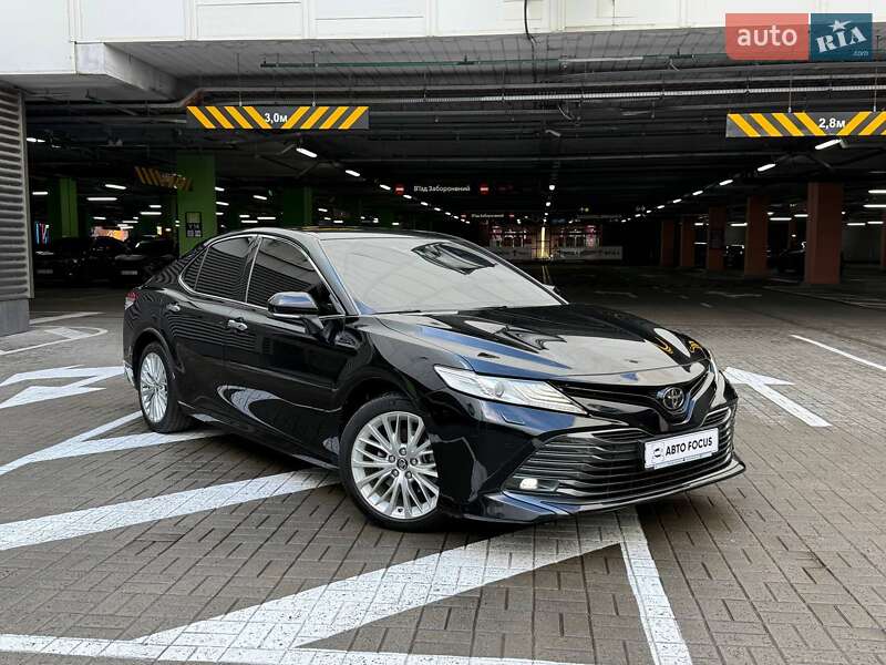 Toyota Camry 2018