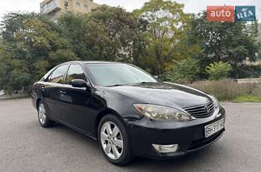 Седан Toyota Camry 2005 в  фото 2 Седан Toyota Camry 2005 в