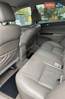 Седан Toyota Camry 2005 в  фото 11 Седан Toyota Camry 2005 в