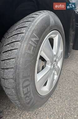 Седан Toyota Camry 2005 в  фото 19 Седан Toyota Camry 2005 в